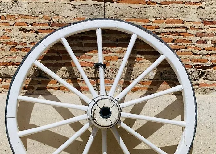 D'hotes Au Clos Georges Bed & Breakfast 3*